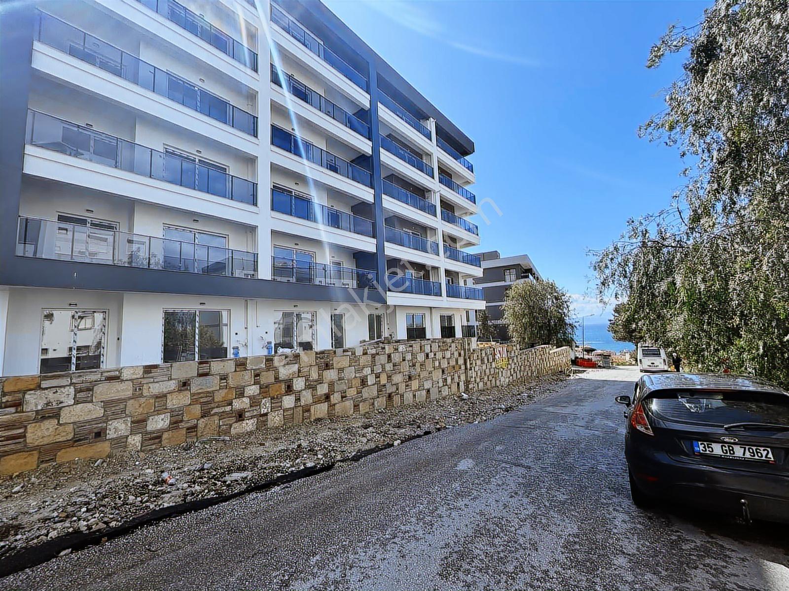 Kuşadası Kadınlar Denizinde Deniz Manzaralı 2+1 Daire - Görsel 10