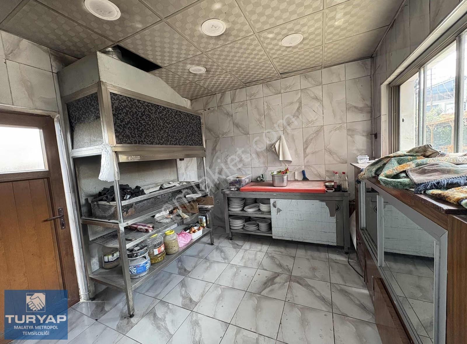 Turyap Metropol'den Tecde Yolunda Satılık Dükkan - Görsel 17