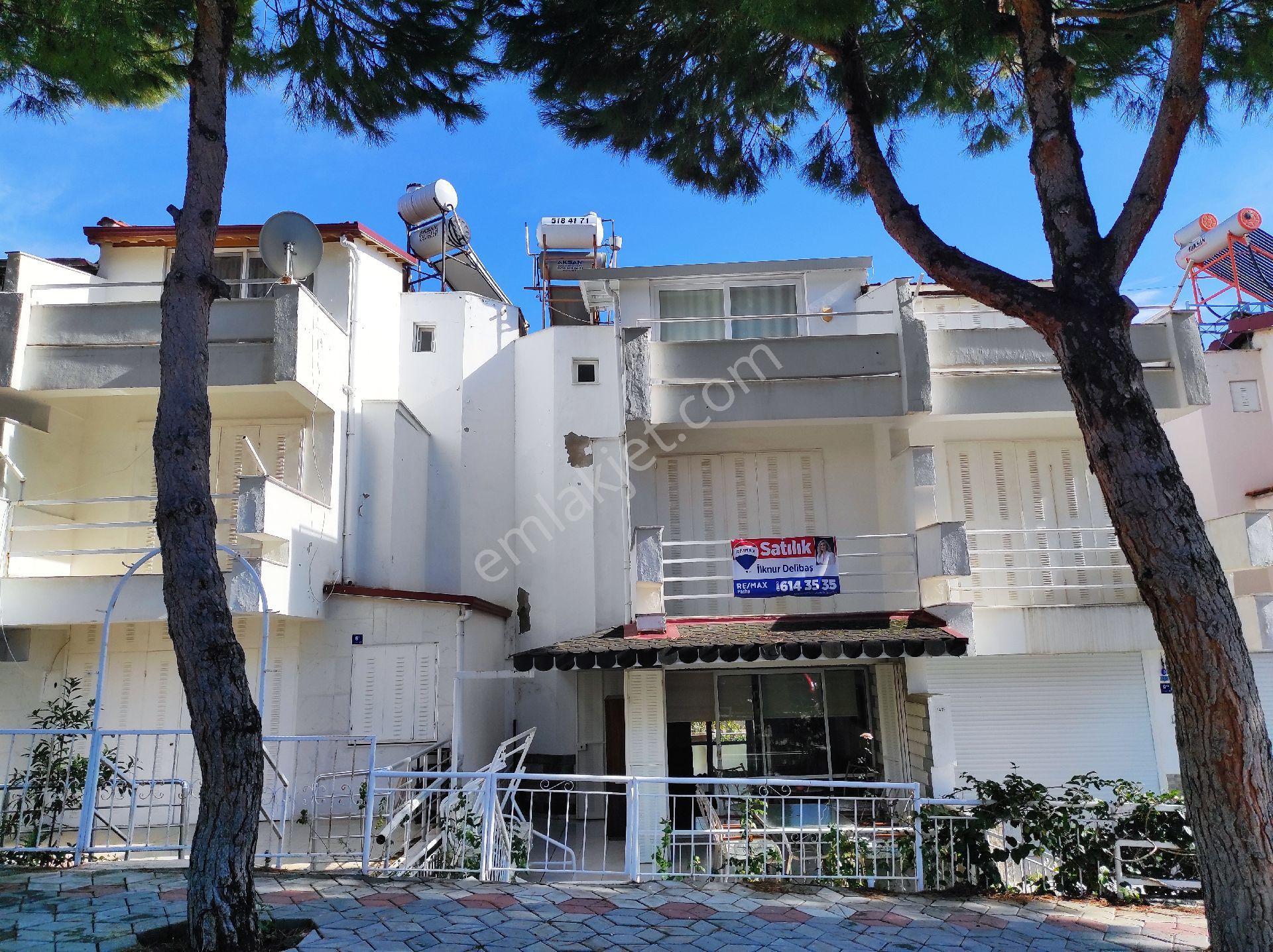 Kuşadası Yavansu’da Sahile 350 M. Satılık 4+1 Eşyalı Bahçeli Nadir Tripleks Fırsatı - Görsel 6