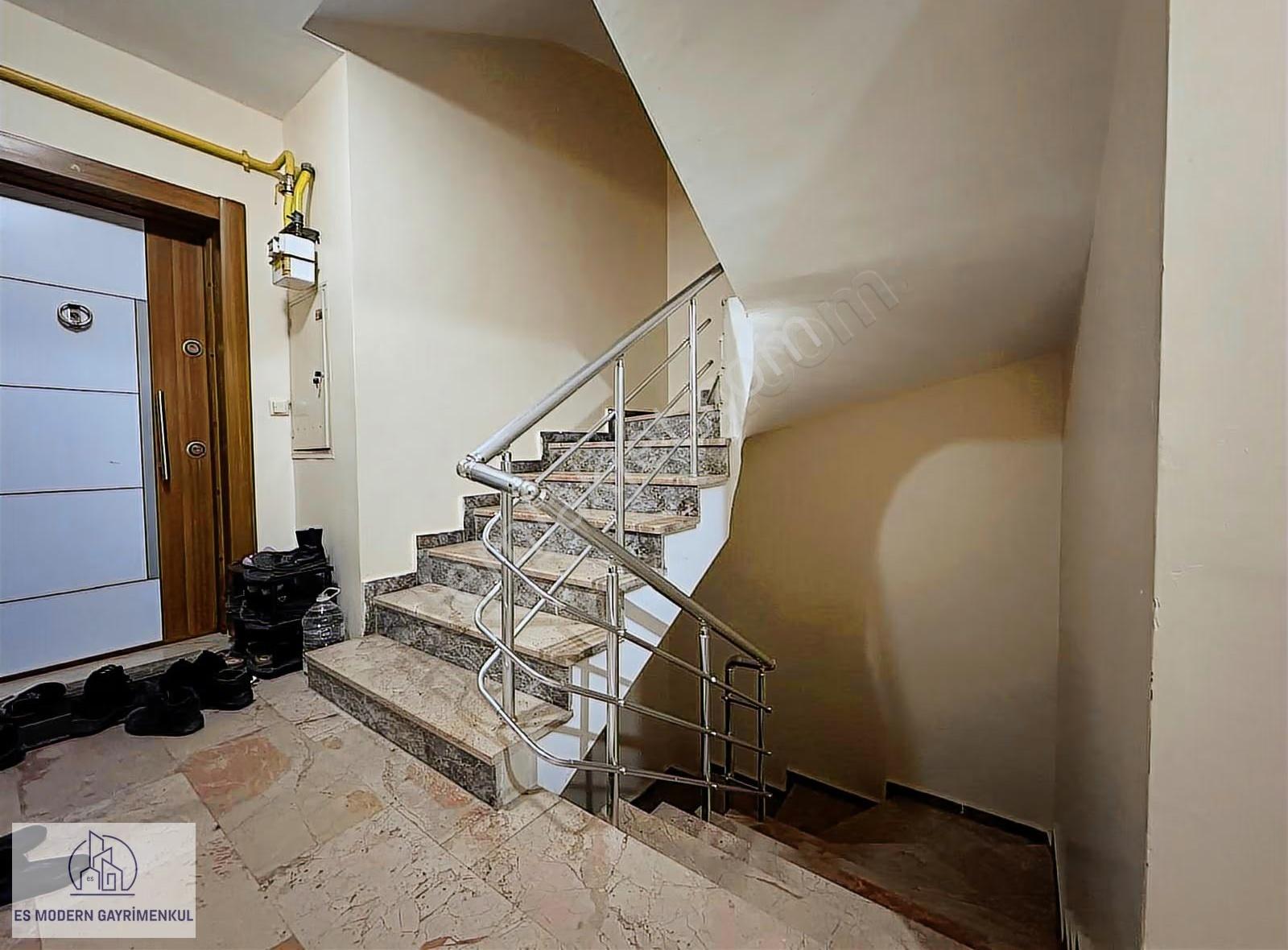 Şirintepe Mh. Ülkümen Sokak'ta 1+1 Kiralık Daire - Görsel 15