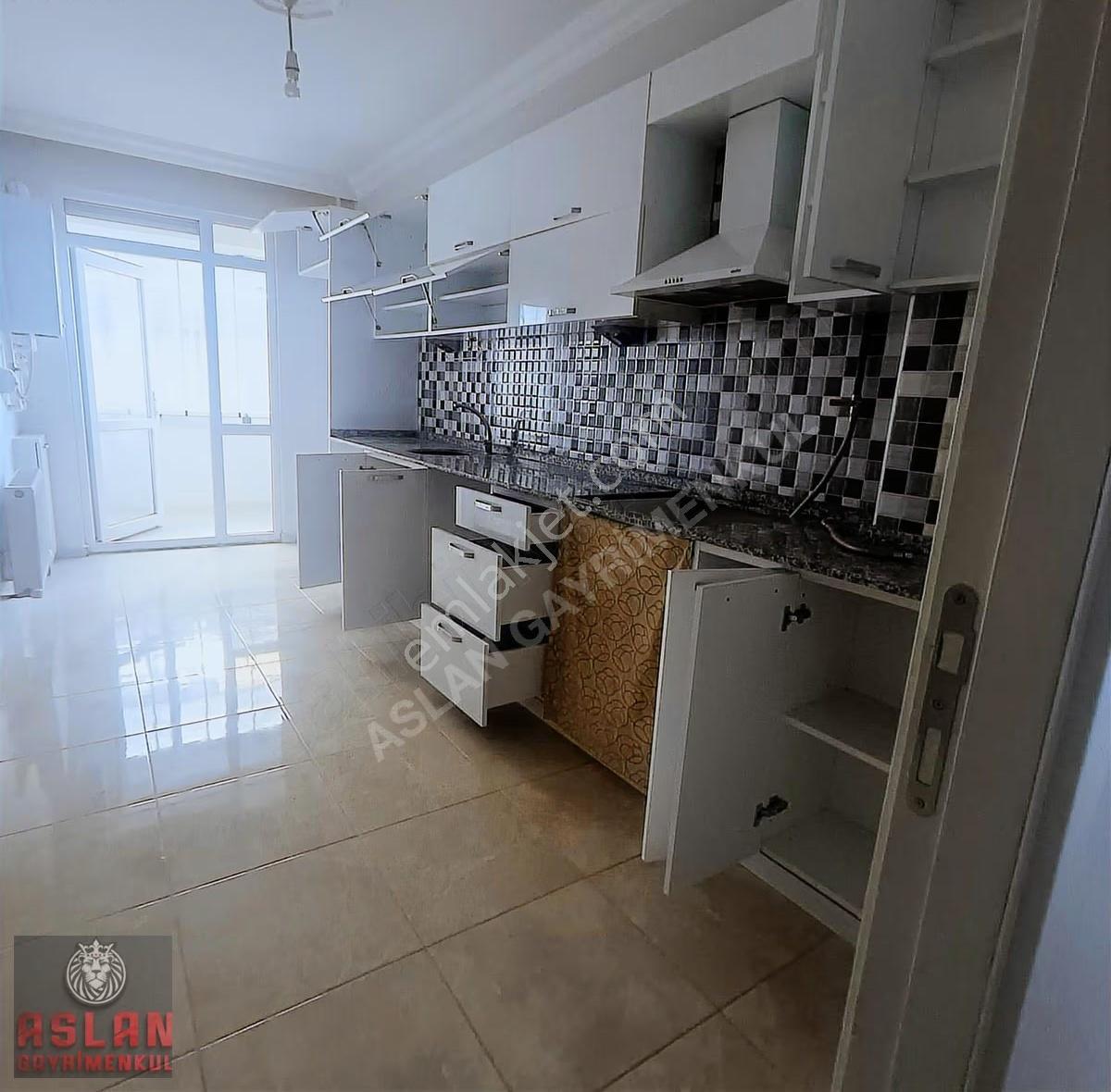 Aslan Emlak Tan Çamlıca'da Merkezi Konumda Kiralık 2+1 Daire - Görsel 13