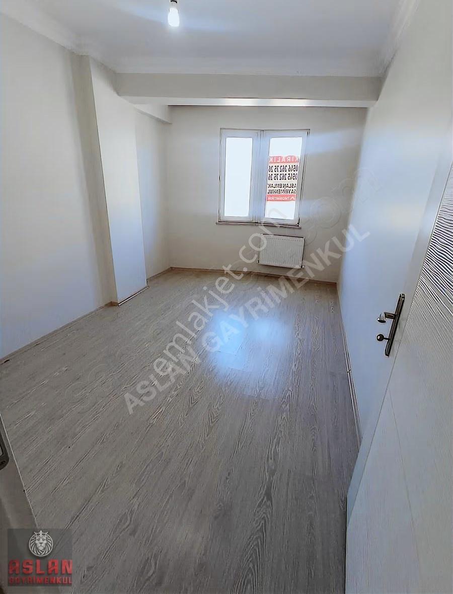 Aslan Emlak Tan Çamlıca'da Merkezi Konumda Kiralık 2+1 Daire - Görsel 20