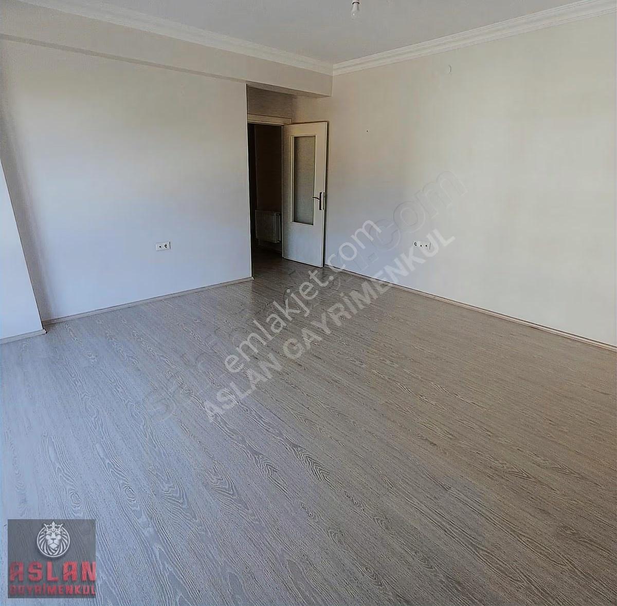 Aslan Emlak Tan Çamlıca'da Merkezi Konumda Kiralık 2+1 Daire - Görsel 19