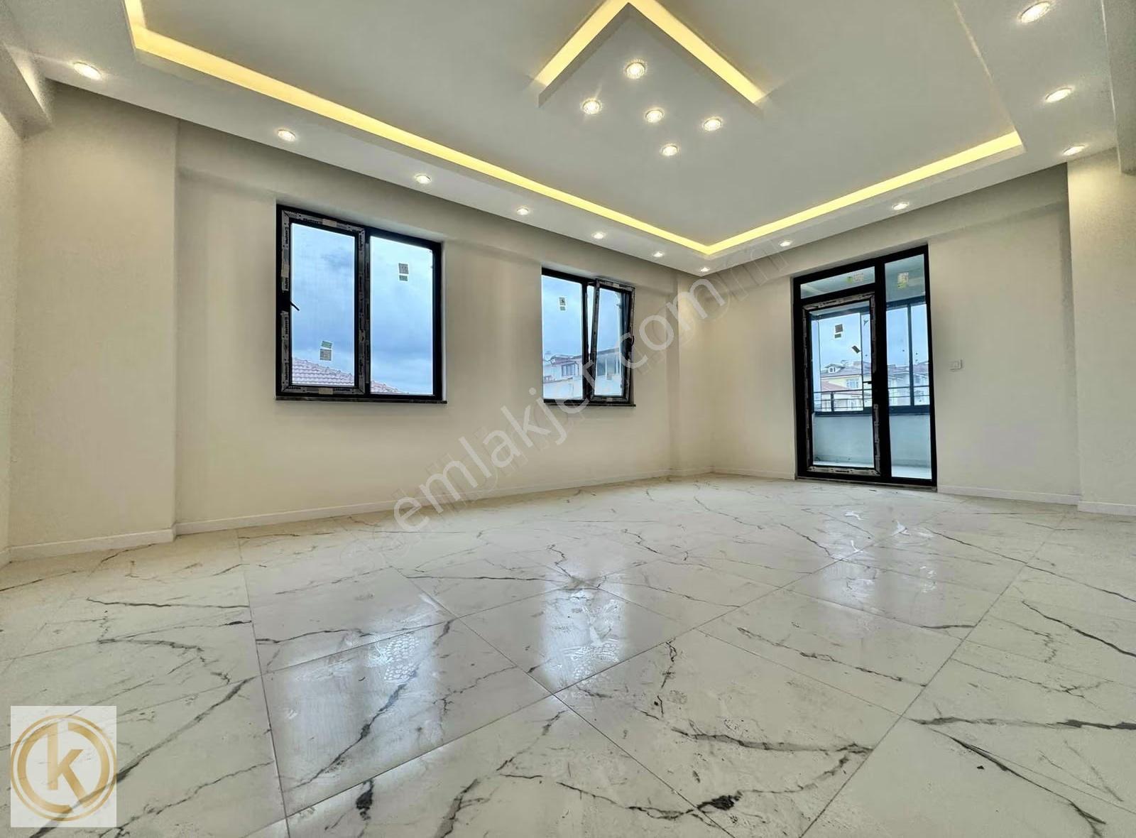 Kaymak Emlaktan Erenler'de 140m2 Garajlı Ara Kat Satlk Lüx Daire - Görsel 6