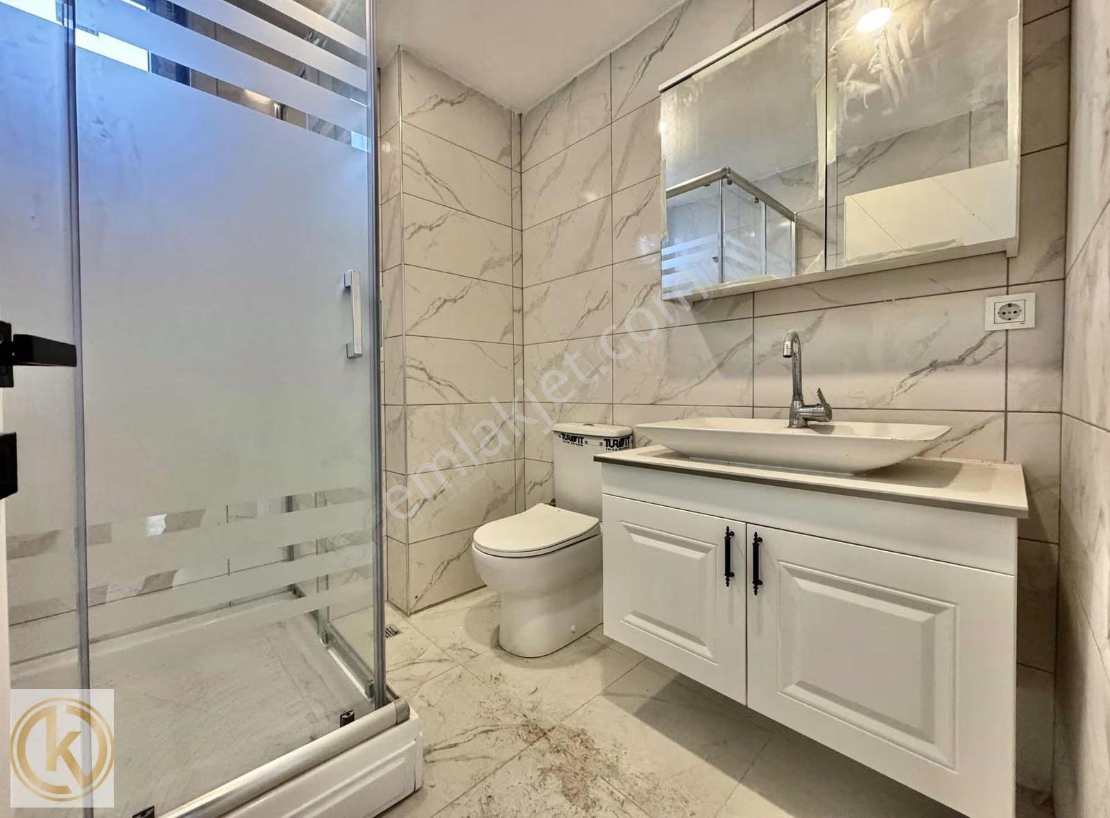 Kaymak Emlaktan Erenler'de 140m2 Garajlı Ara Kat Satlk Lüx Daire - Görsel 24