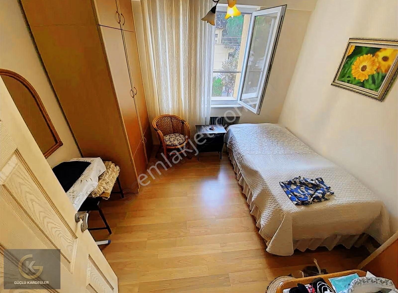 Güçlü Kardeşlerden Denize 20m Orta Kat 2+1 Fırsat Yeni Daire - Görsel 11