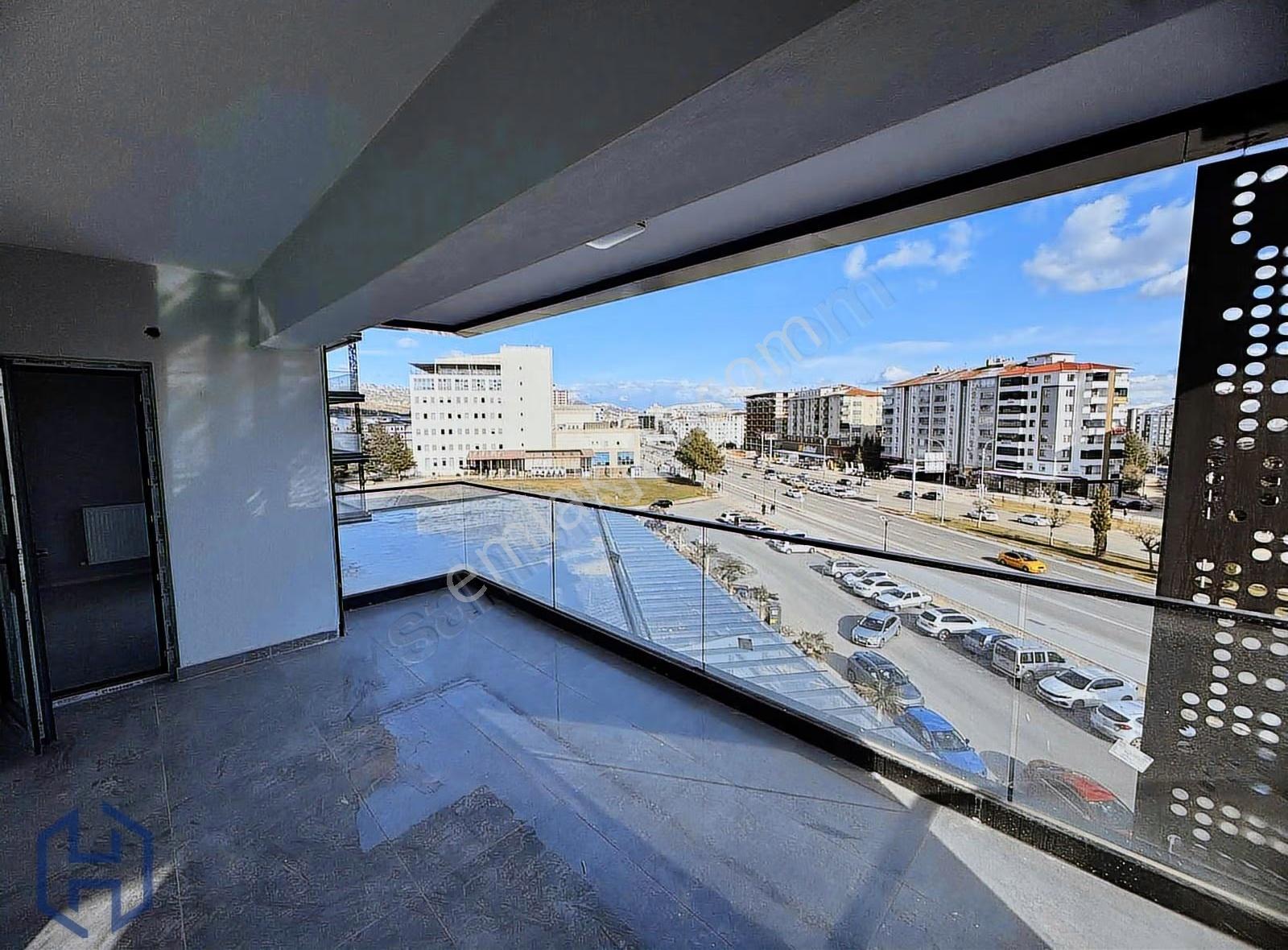 Harbert| Vista Tower Şehrin Kalbinde 3+1 Satılık Daire - Görsel 3