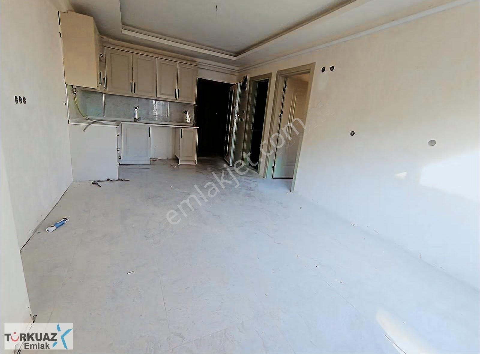 İki Bloklu Butik Sitede 1+1 Ara Kat Lüks Daire - Görsel 10