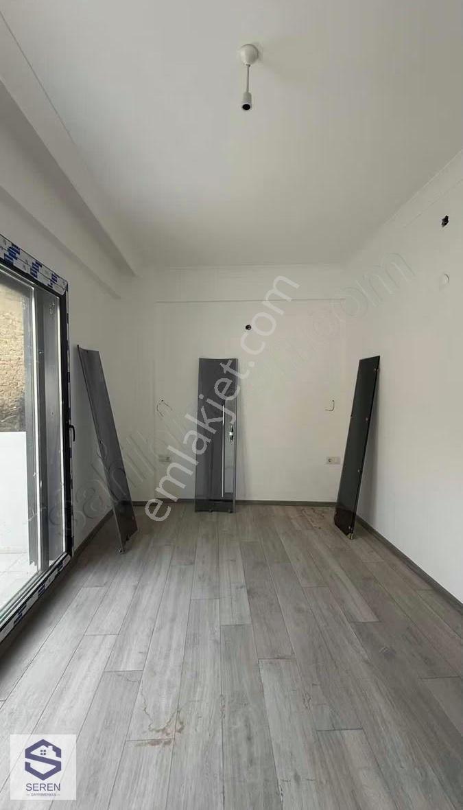 Seferihisar Hıdırlık Mahallesi Bahçe Kullanımlı 1+1 Satılık - Görsel 6