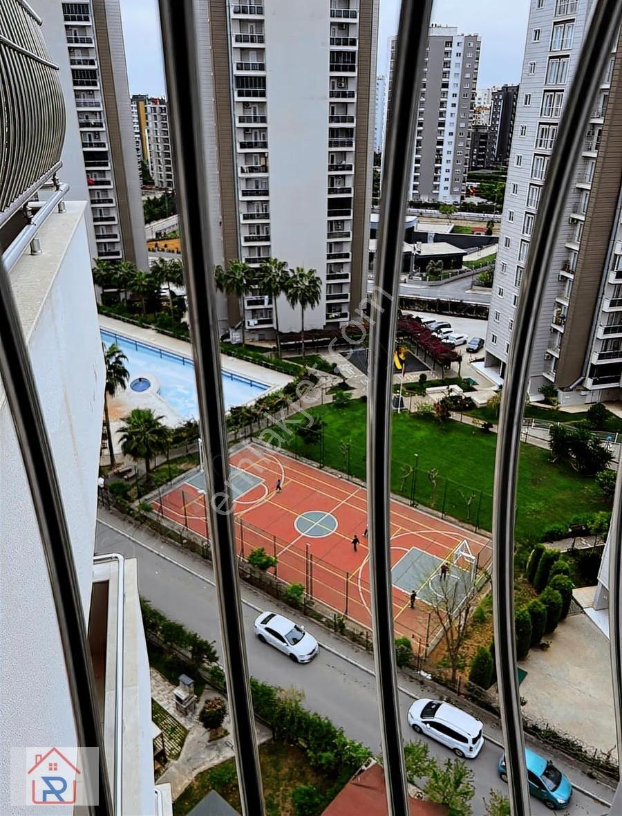 Mezitli Terra Court 2'de Eşyalı, Sahile Yakın 3+1 Daire