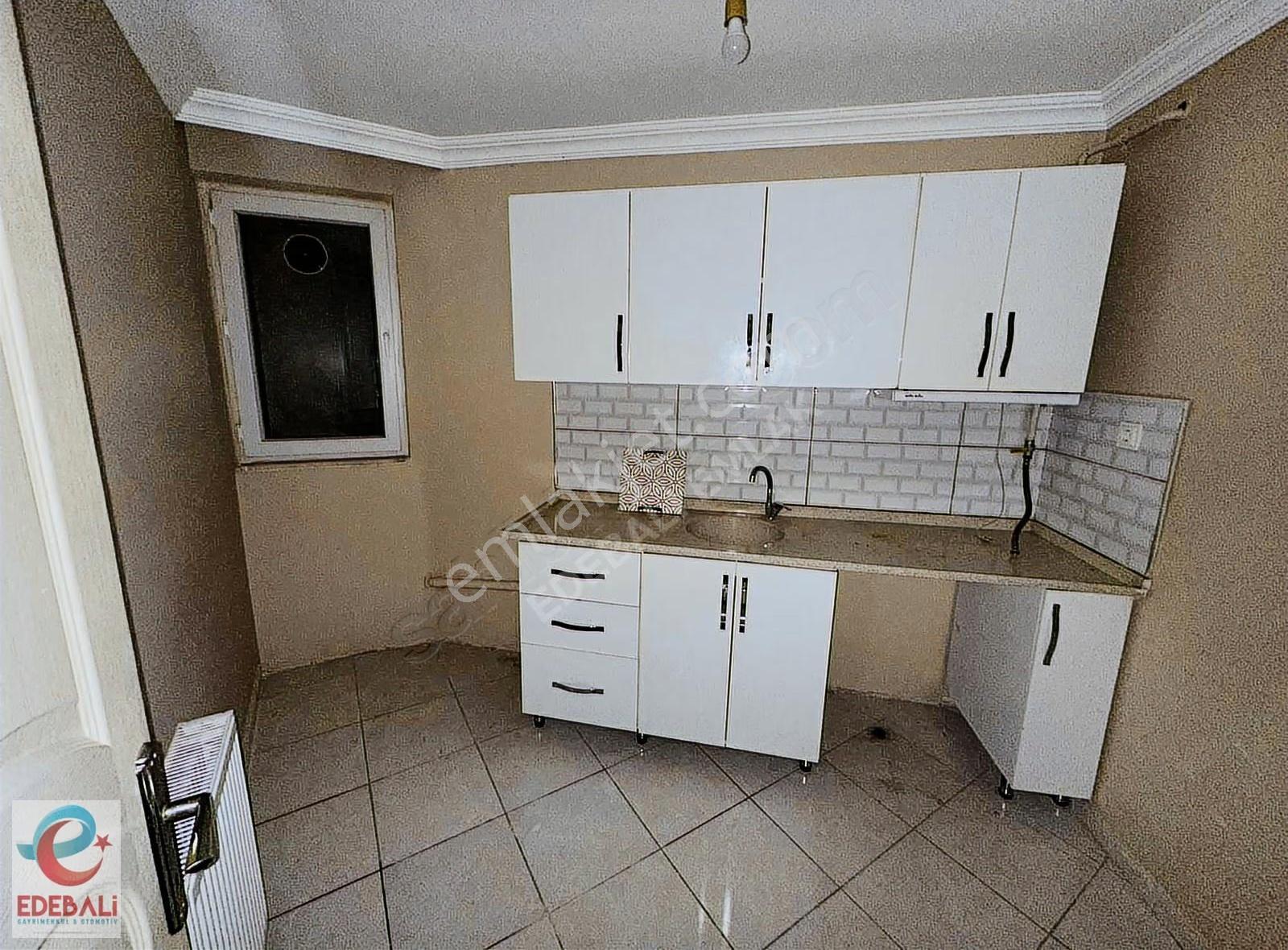 1+1 Çarşı Merkezde Satılık Güzel Konumda Yatırımlık Daire - Görsel 3