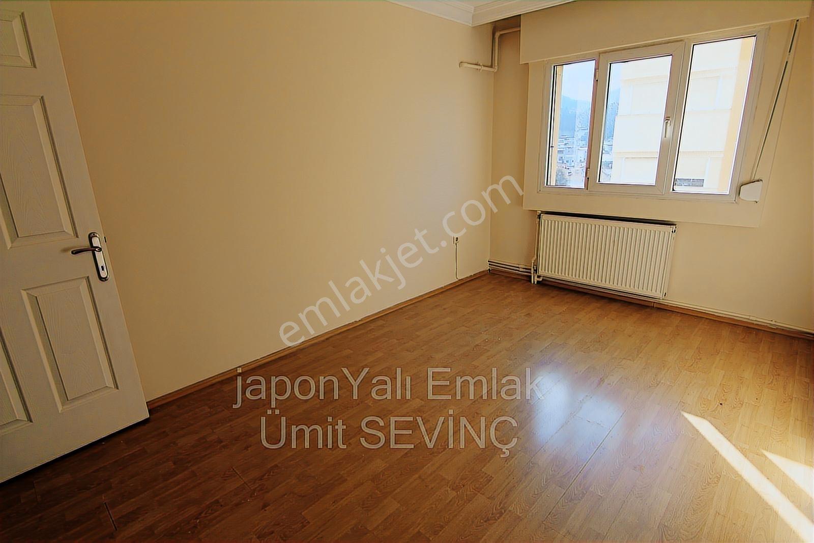 Üçkuyular İkiztepe Sitesinde Satılık 3 Cephe 150 M2 3+1 Deniz M - Görsel 24