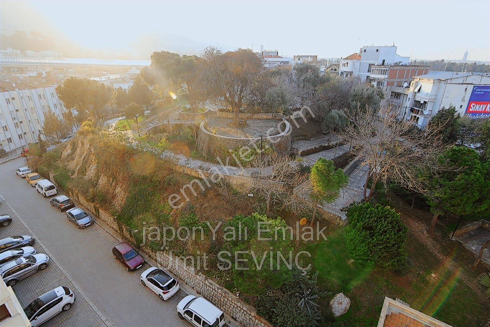 Üçkuyular İkiztepe Sitesinde Satılık 3 Cephe 150 M2 3+1 Deniz M - Görsel 11