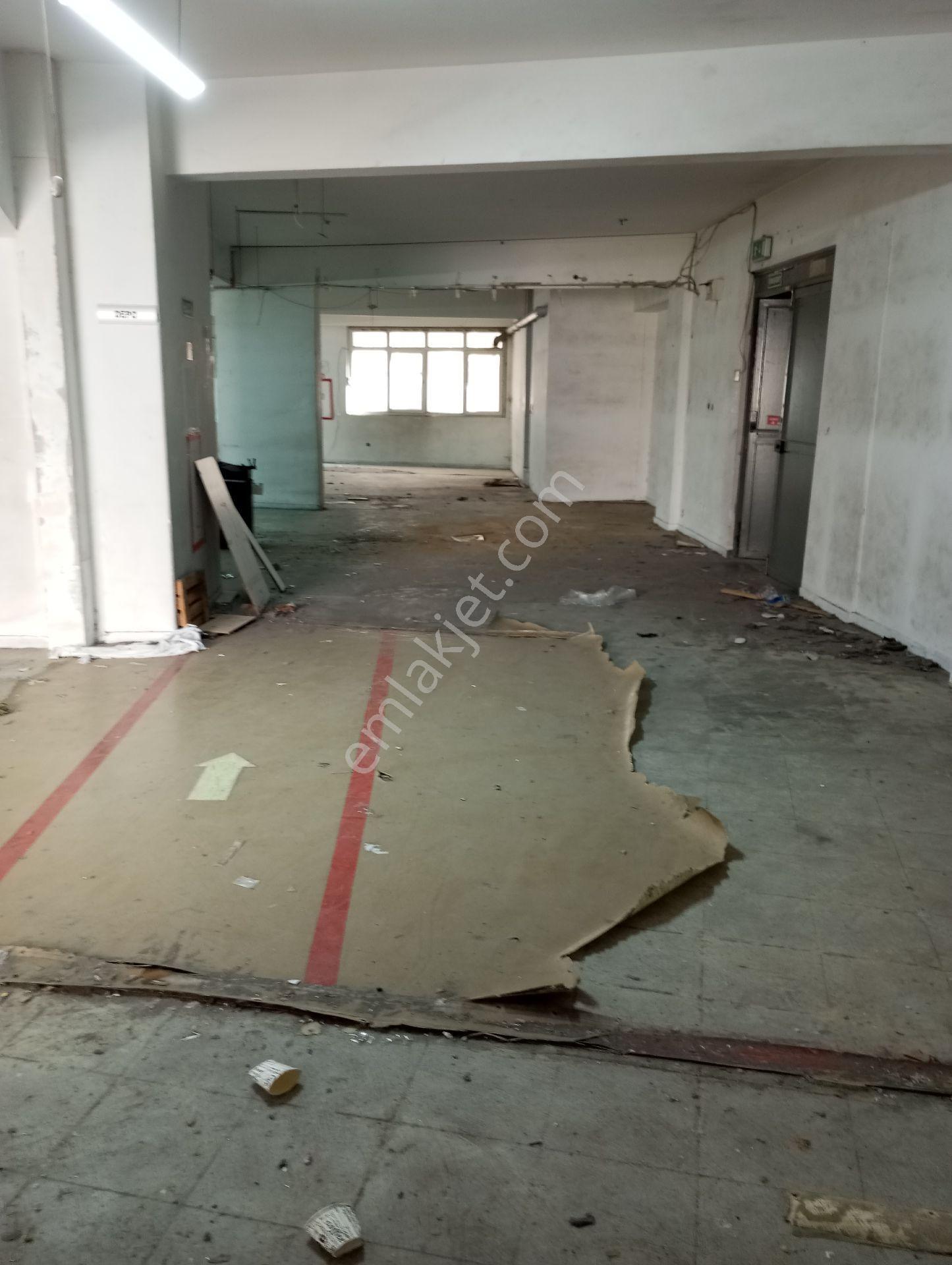 İstanbul Kağıthane 4.levent Emniyetevlerde 850 M² Ulaşımın Merkezinde Her İşe Uygun Kiralık İşyeri - Görsel 25