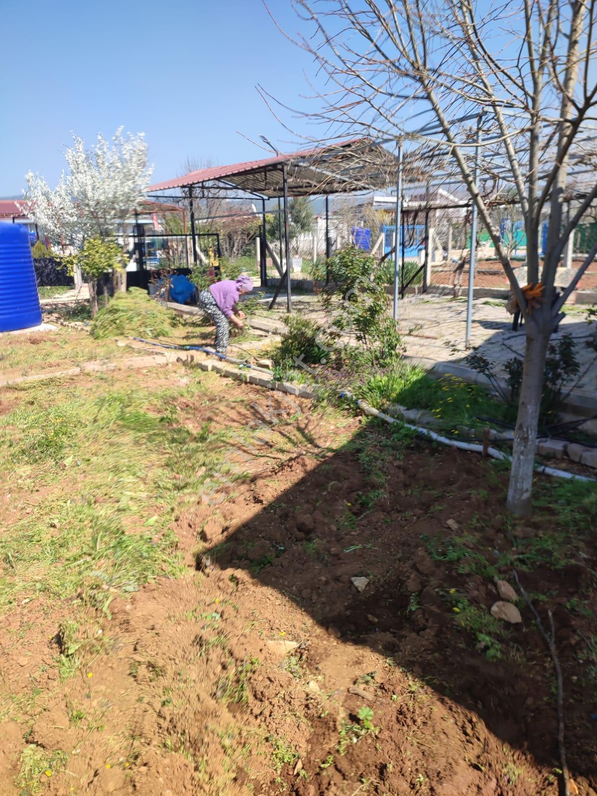 İzmir Menderes Çakaltepede Noterden Satışlı 400m2 Bahçeli Ev Prefabrik 2+1 - Görsel 10