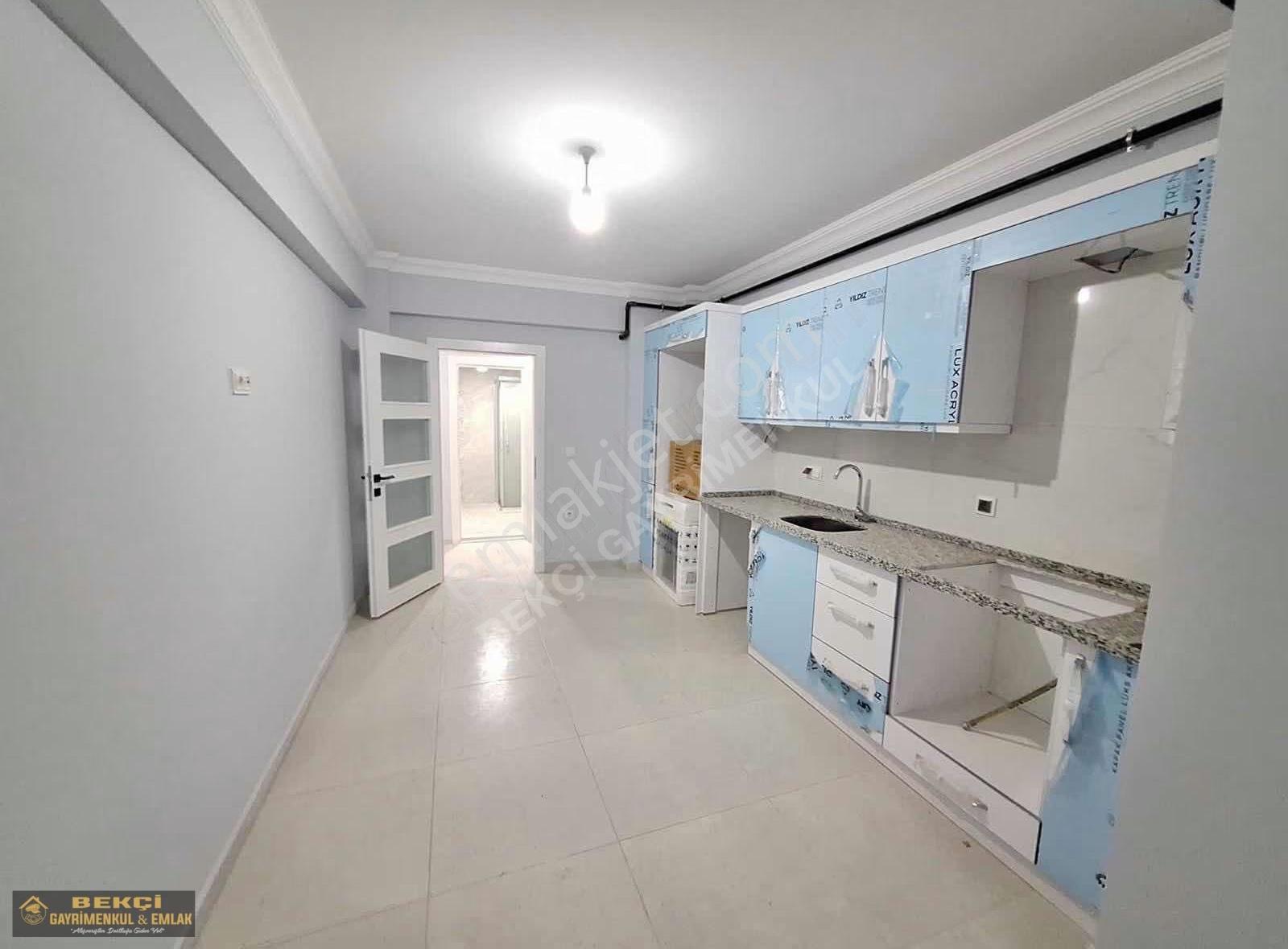 Esentepe Güneş Market Arkası Sıfır 3+1 Ebvyn Banyolu 3 Wc 2 Blkn - Görsel 5