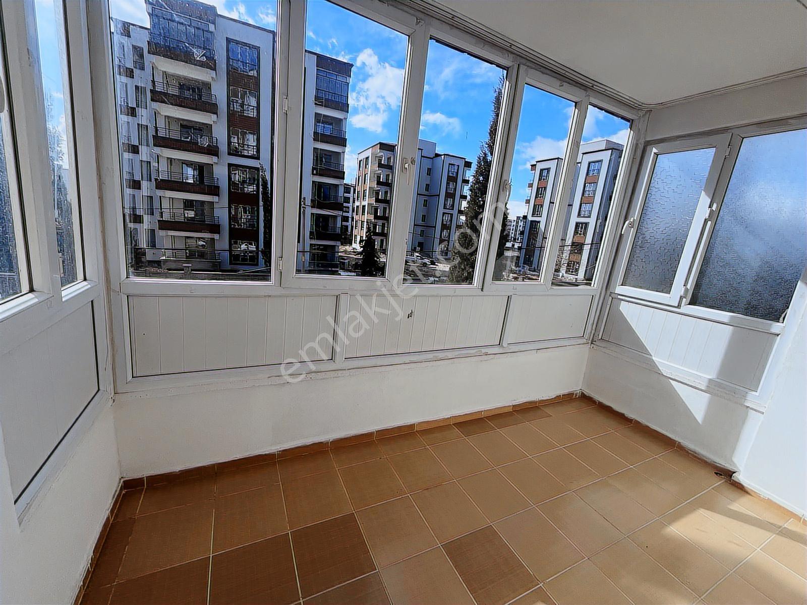 Adıyaman Yenimahalle'de İnceler'den Kiralık 3+1 Site İçi Arakat Daire - Görsel 3