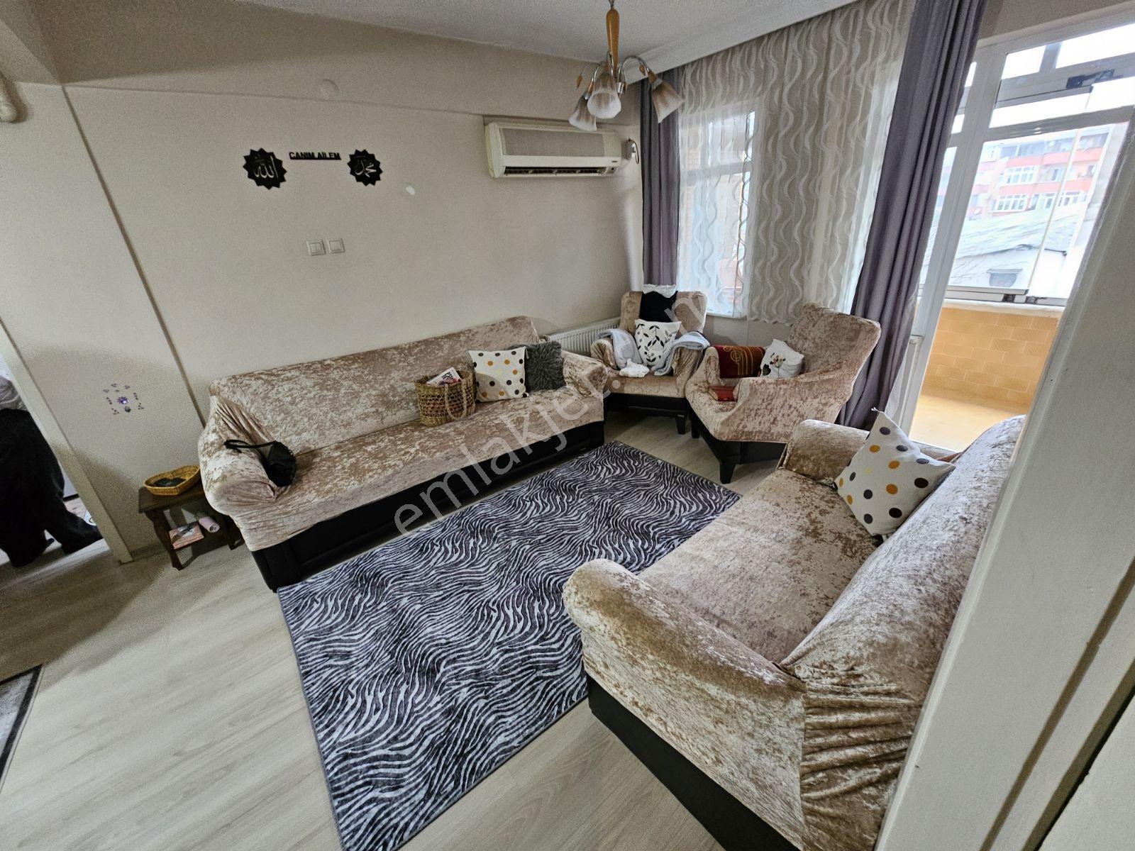 Fatih Şehremini Mahallesi 90mk 2+1 Full Eşyalı Balkonlu 45.000tl - Görsel 18