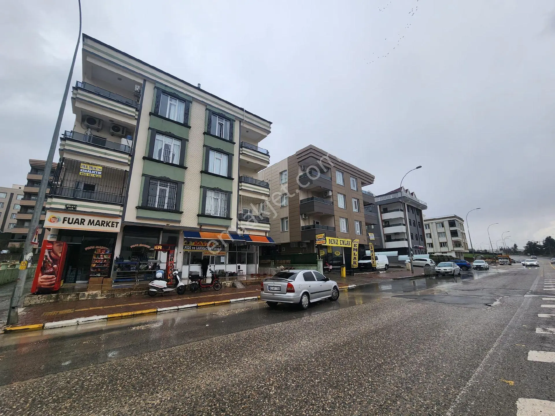 Rastgeldi Gayrimenkul'den Satılık Merkezi Konumda