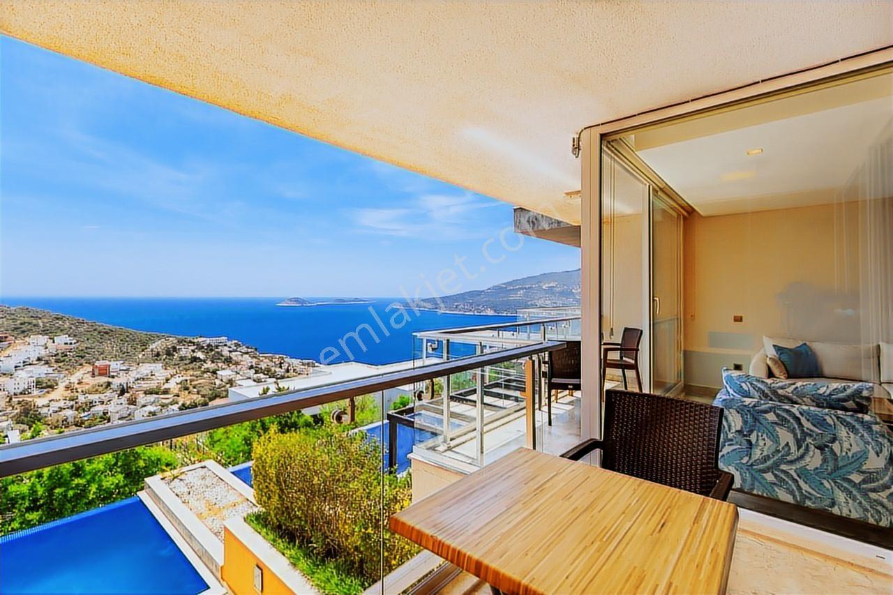 Gökhan Gökdemir'den Panoramik Deniz Manzaralı Satılık Villa - Görsel 19