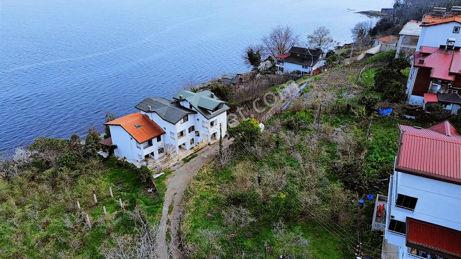 Perşembe Kaleyakada Denize Komşu Konumda 437 M² İmarlı Arsa!