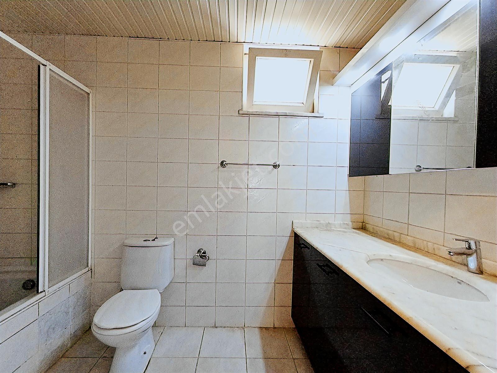 Yeşilbahçede Ev/ofise Uygun Doğalgazlı 330m2 Kiralık 5+1 Dubleks - Görsel 14