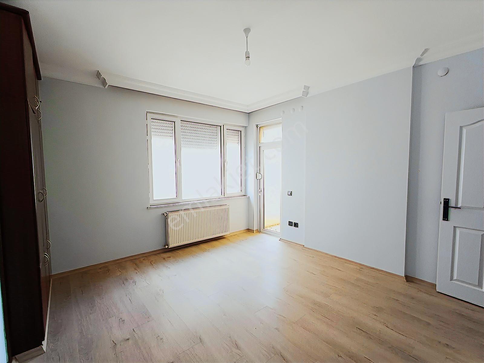 Yeşilbahçede Ev/ofise Uygun Doğalgazlı 330m2 Kiralık 5+1 Dubleks - Görsel 10
