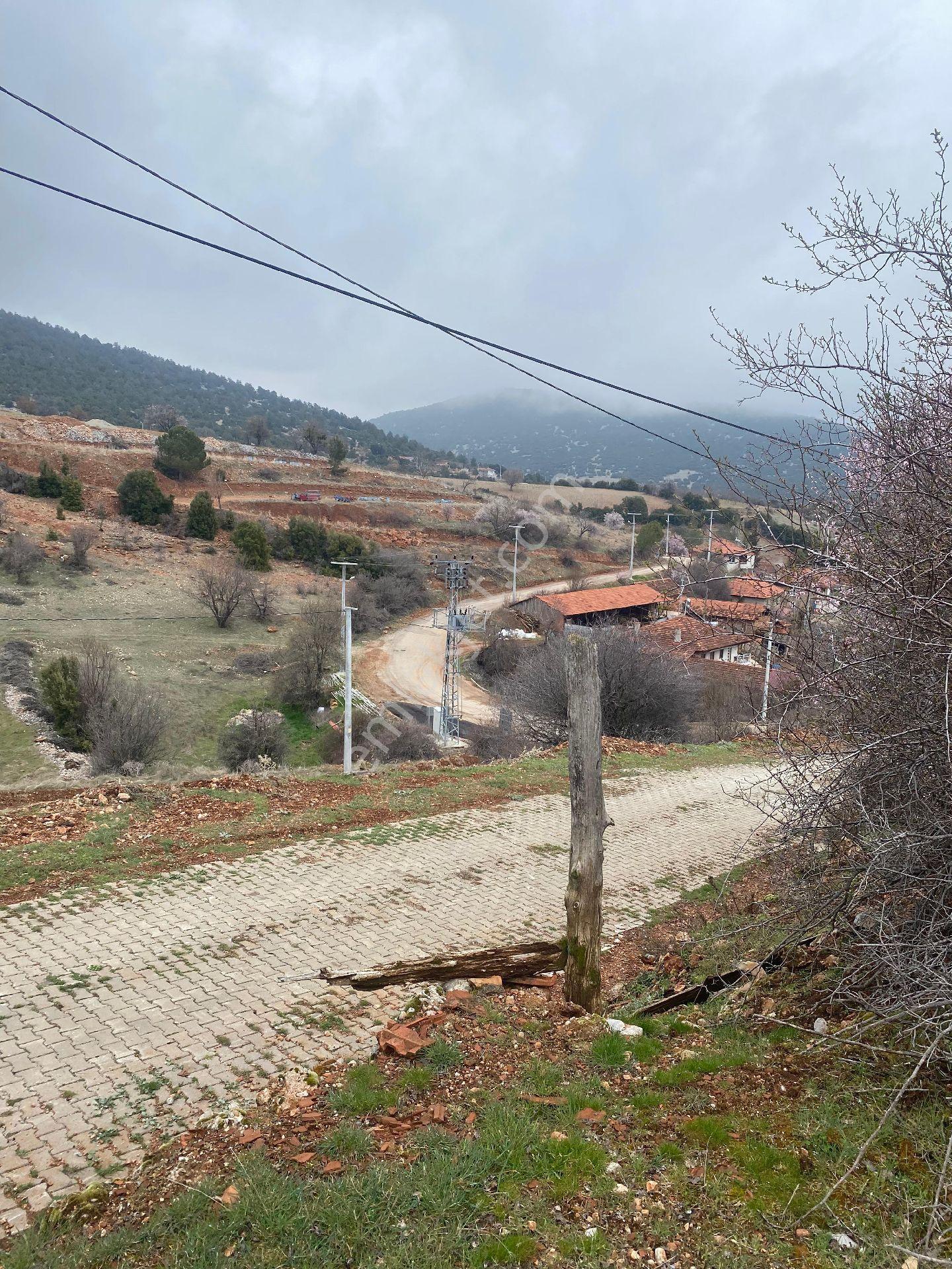 Çölgezenden Damlacıkta Satılık Arazi Eski Evli - Görsel 4