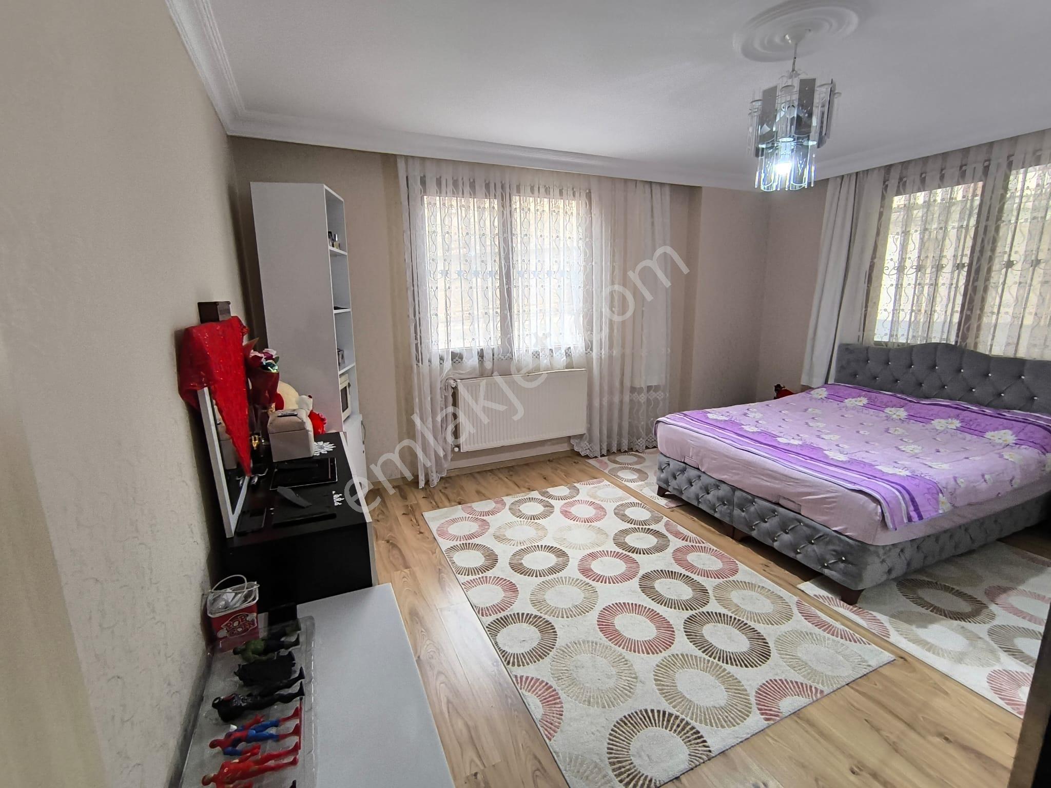 Narlıkuyu Mahallesi Altın Damla Sitesi'nde Temiz Ve Ferah Satılk 2+1 Giriş Kat - Görsel 12