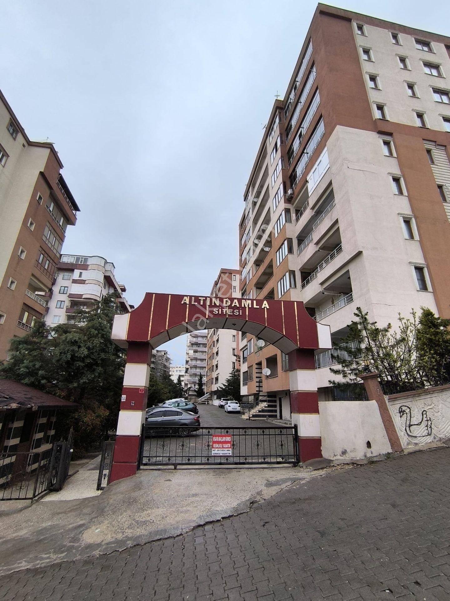 Narlıkuyu Mahallesi Altın Damla Sitesi'nde Temiz Ve Ferah Satılk 2+1 Giriş Kat