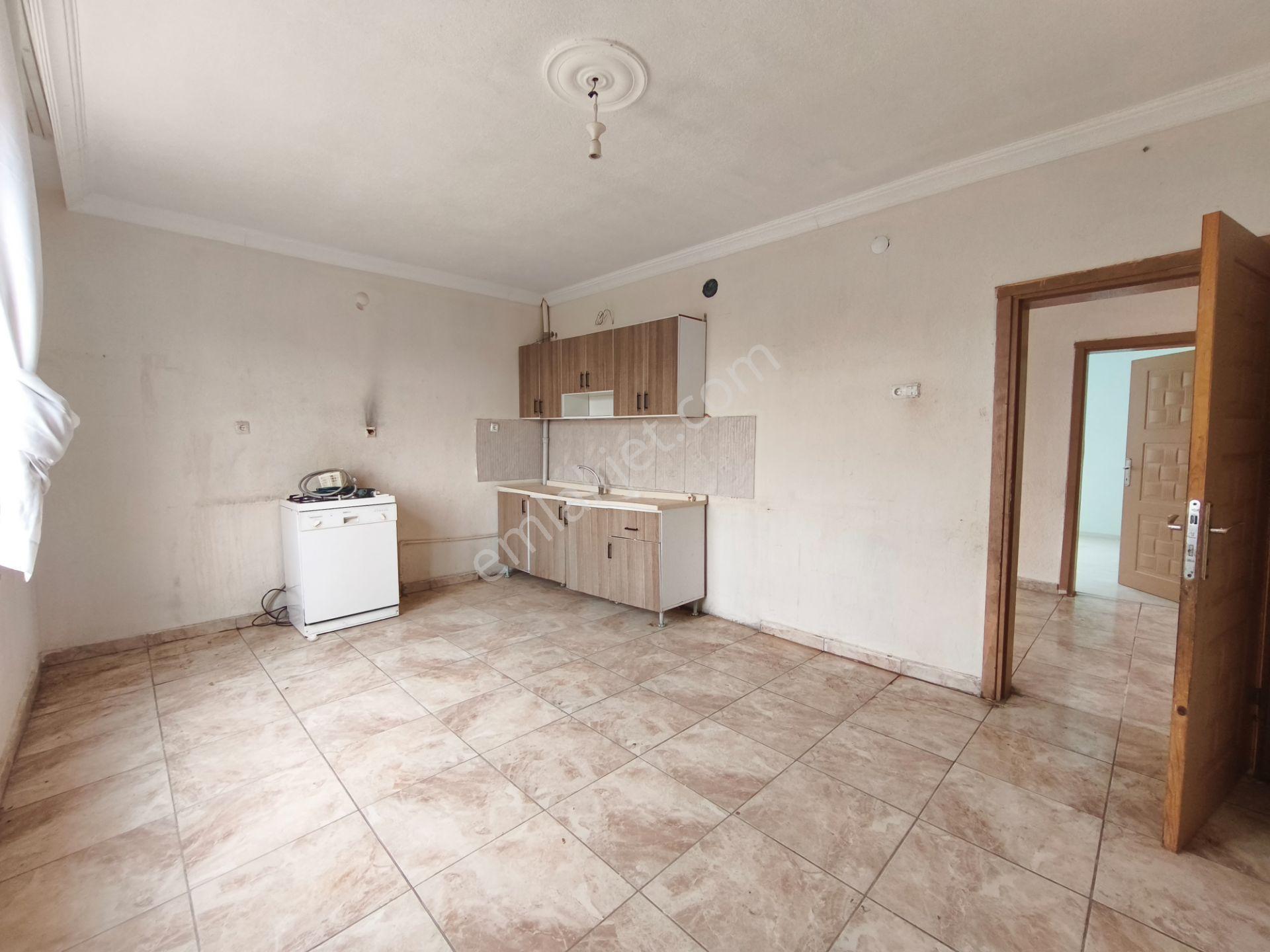 Ali Ulvi Kurucu Mh'de 950 M2 Arsa İçinde Bahçeli Satılık Bina - Görsel 11