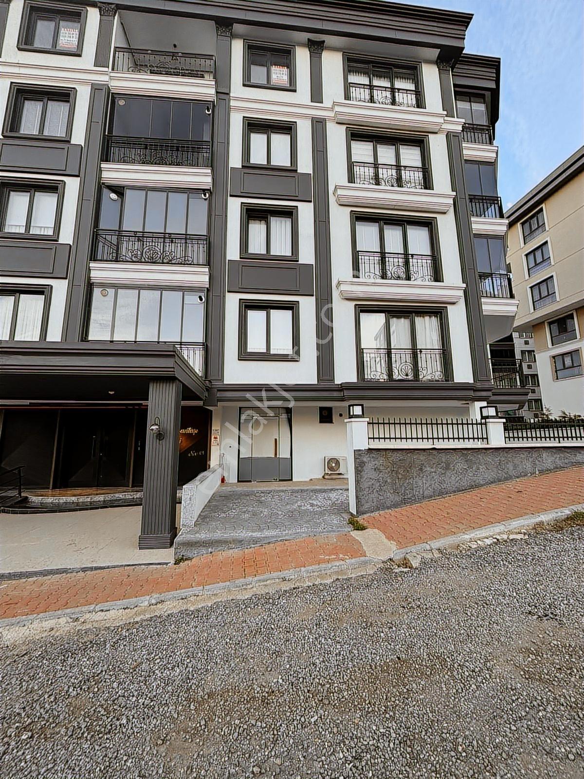 Bulut Emlaktan Nişantaşı Caddesinde Mobilyalı Satılık Ofis - Görsel 28