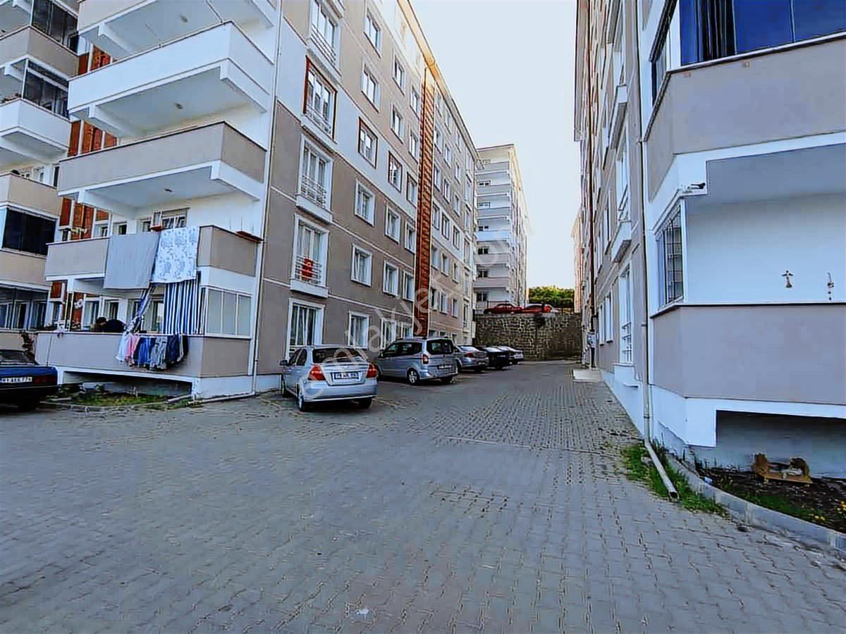 Re/max Ay Dan Gümüşovada 3+1 Kıralık Daire - Görsel 16
