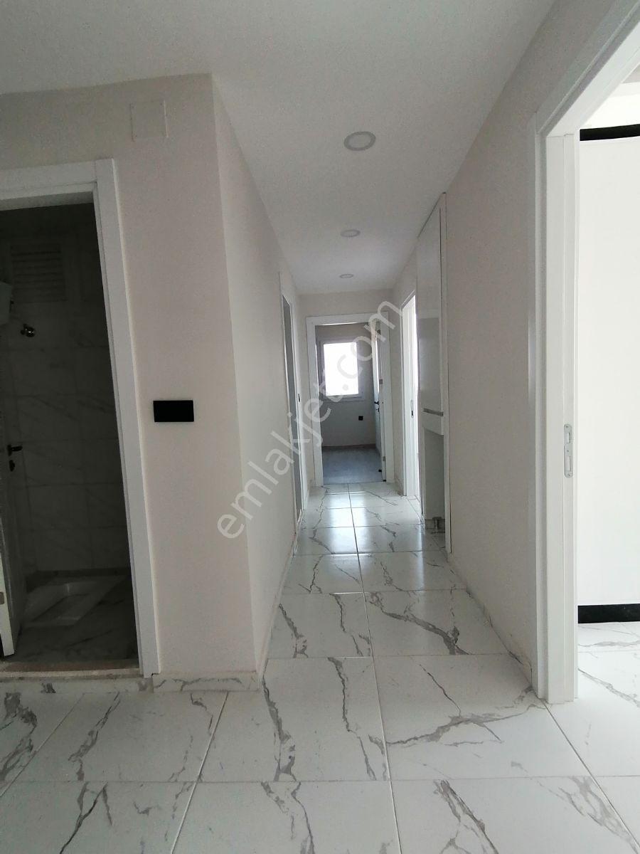Senay Dan Kanal Manzaralı E5 Yanında 2+1 Kapalı Mutfak Gd Cephe - Görsel 4