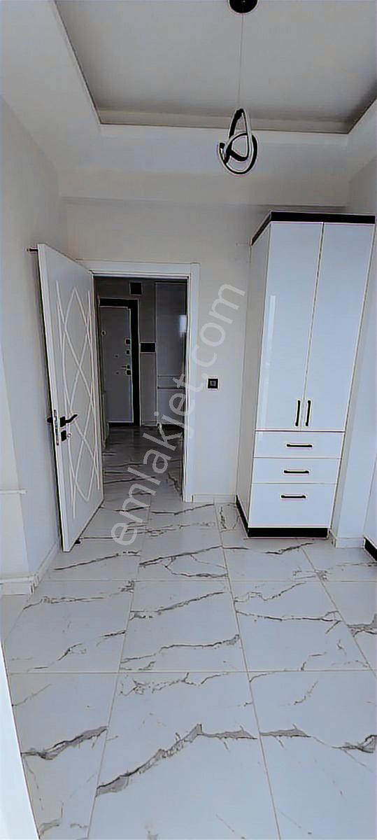 Senay Dan Kanal Manzaralı E5 Yanında 2+1 Kapalı Mutfak Gd Cephe - Görsel 17