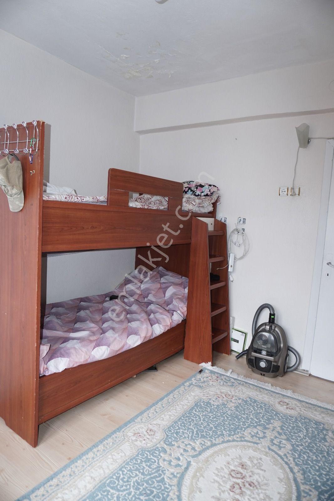 Akçay Emlak'tan Akşehir Stadyum Civarında Bakımlı Satılık 3+1 Daire - Görsel 27