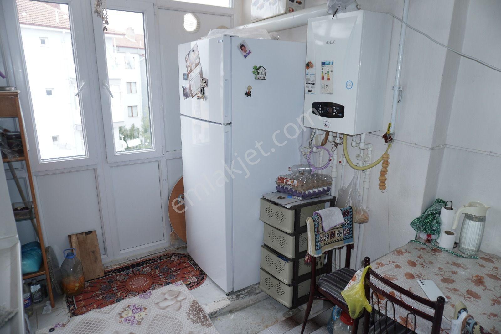 Akçay Emlak'tan Akşehir Stadyum Civarında Bakımlı Satılık 3+1 Daire - Görsel 22