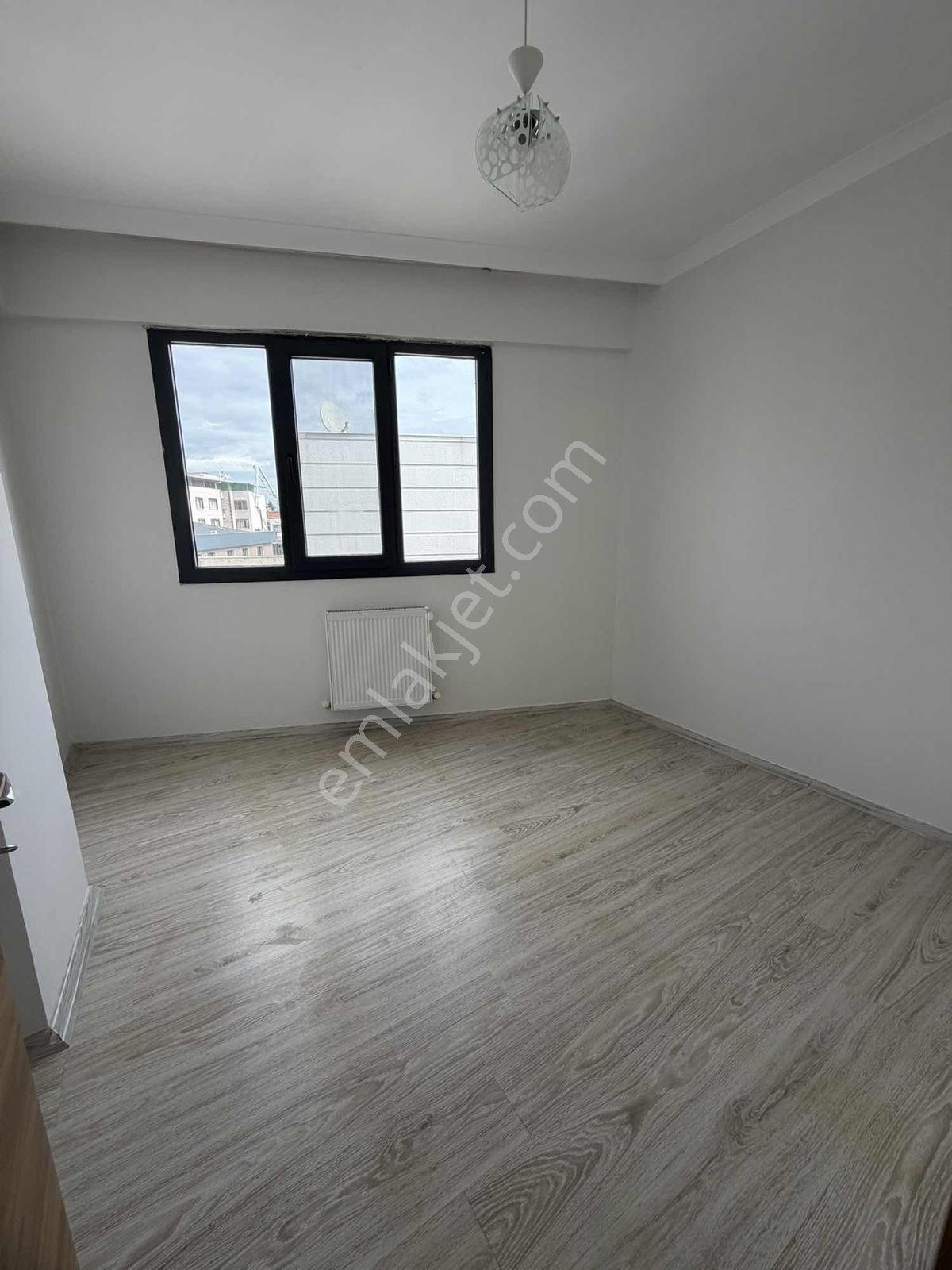 Emlak Center'dan Kiralık 2+1 Açık Mutfak Muradiye İstasyon - Görsel 18