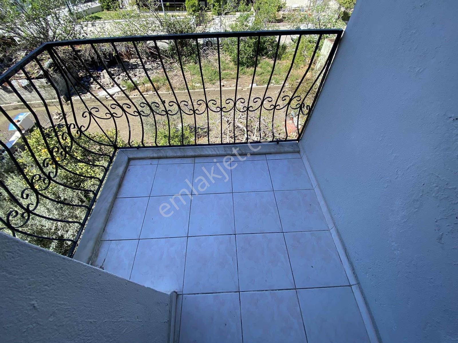 Tuzla'da 2+1 Ayrı Mutfak Eşyalı Kiralık Daire - Görsel 5