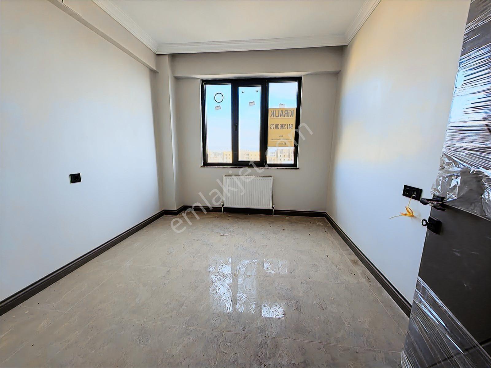 Rızık Gm' Den Belediye Civarı Kiralık Geniş 2+0 Ofis - Görsel 8