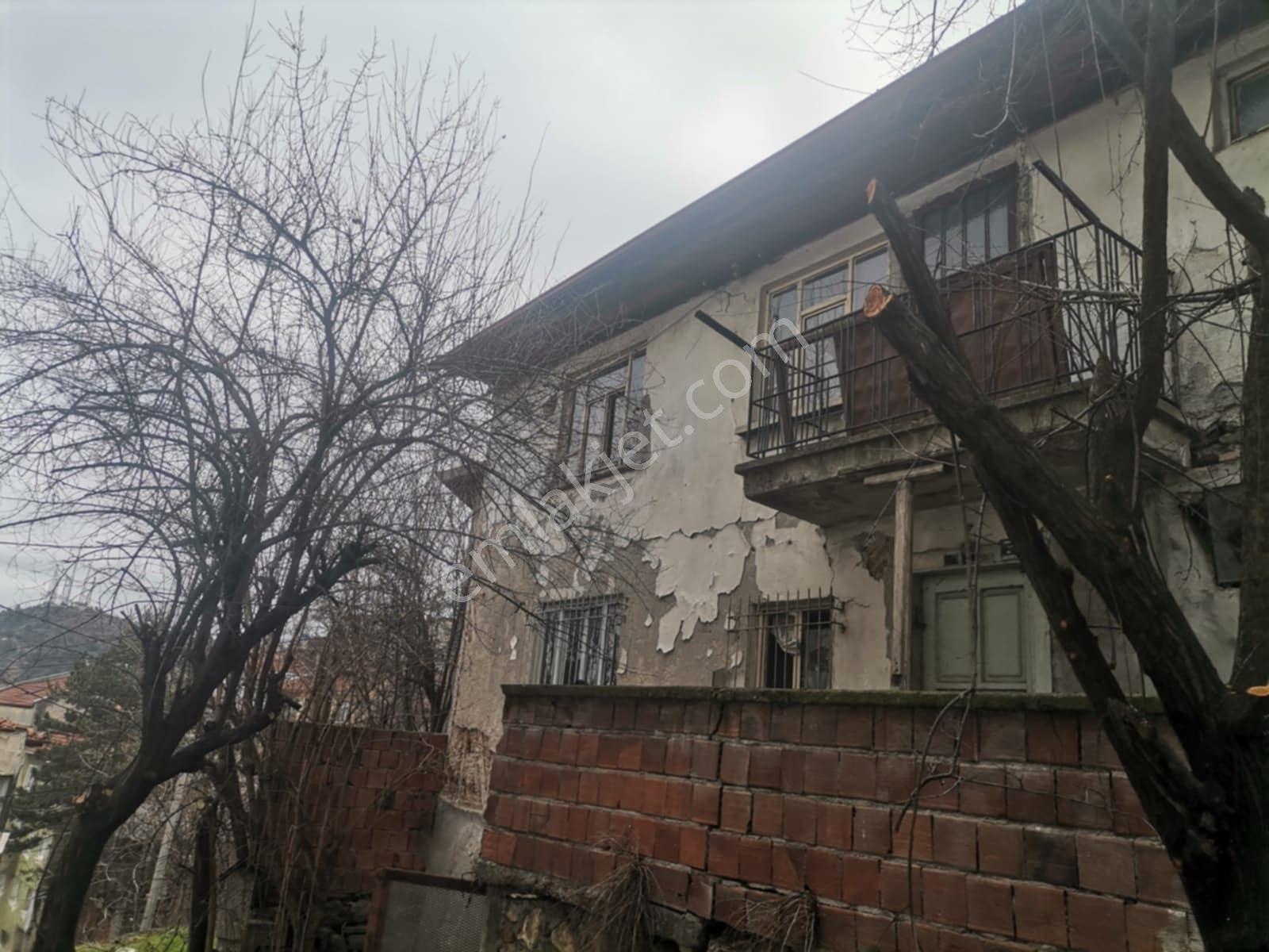 Ak Mescit Mahallesin De Satılık Eski Bina Arsa Fiyatına - Görsel 3