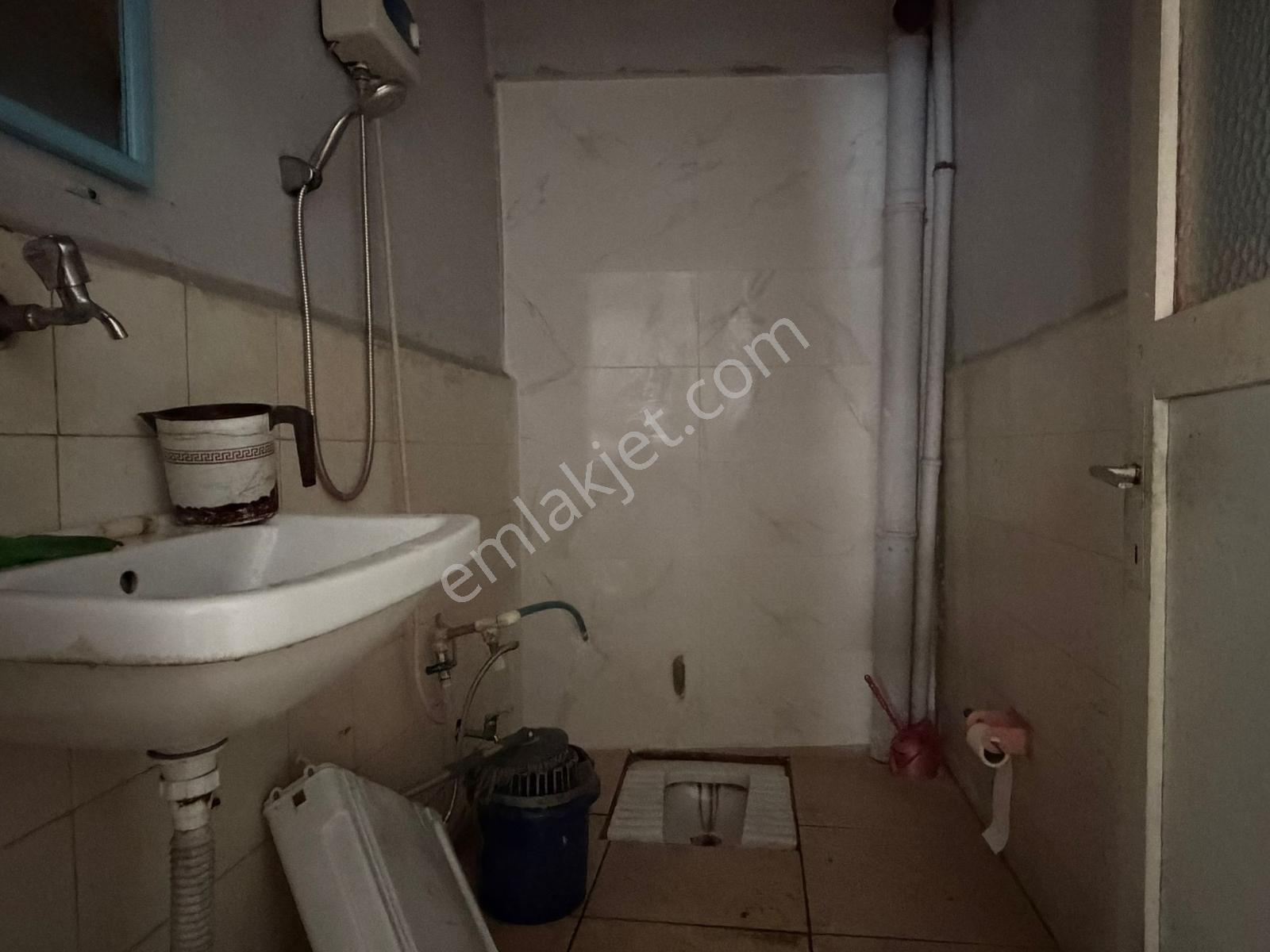 İstanbul Zeytinburnu Yenidoğan Düz Giriş Satılık Dükkan - Görsel 2