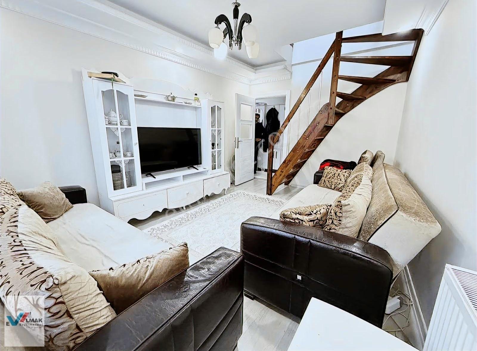 Evalmak'ta İnönü Mah.de 4+2(140m2) Caddeye Yakın Dubleks Daire - Görsel 3