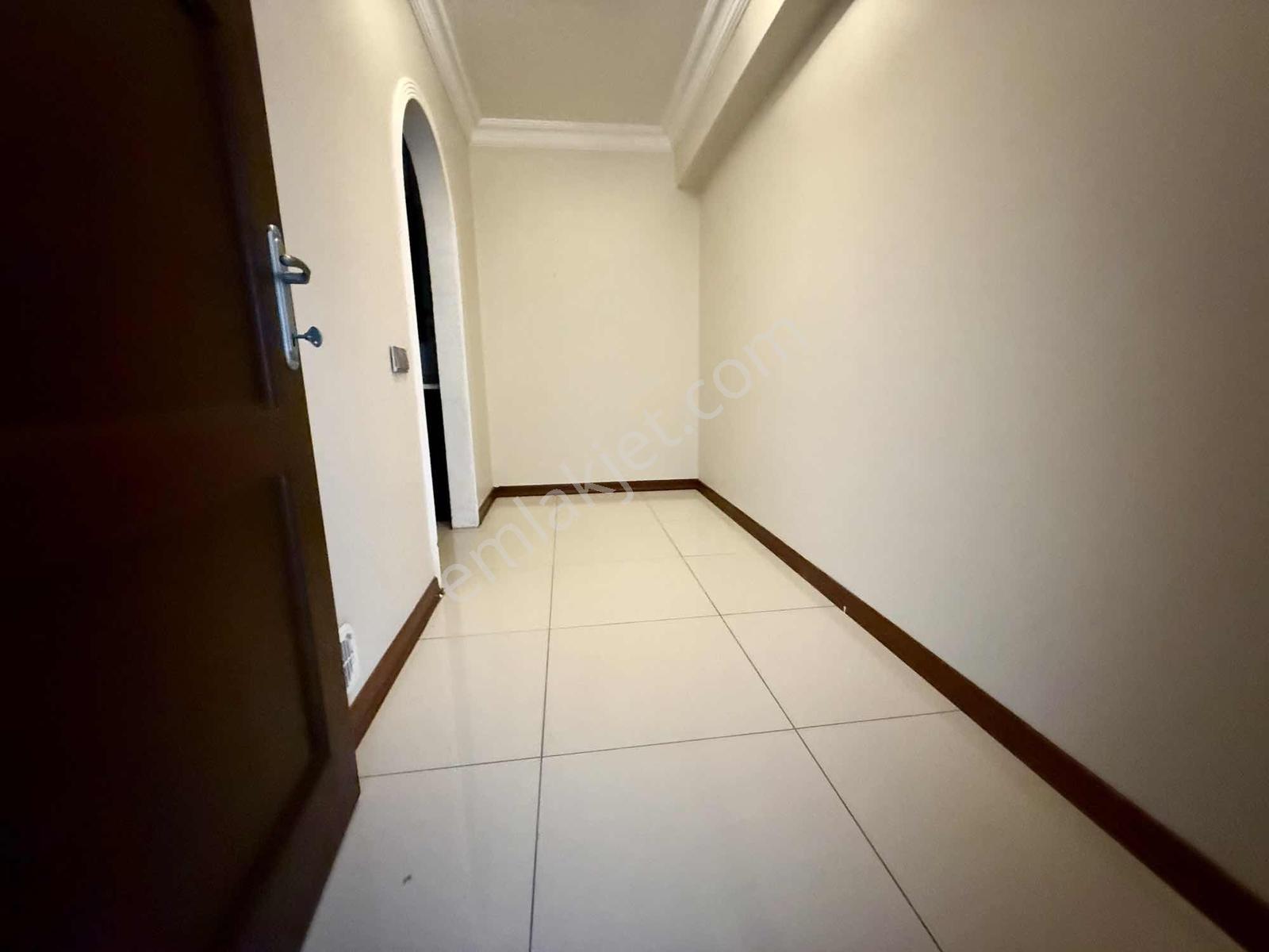 İncek Göl Konakları'nda Kiralık 6+1 Bahçeli Müstakil Villa - Görsel 23