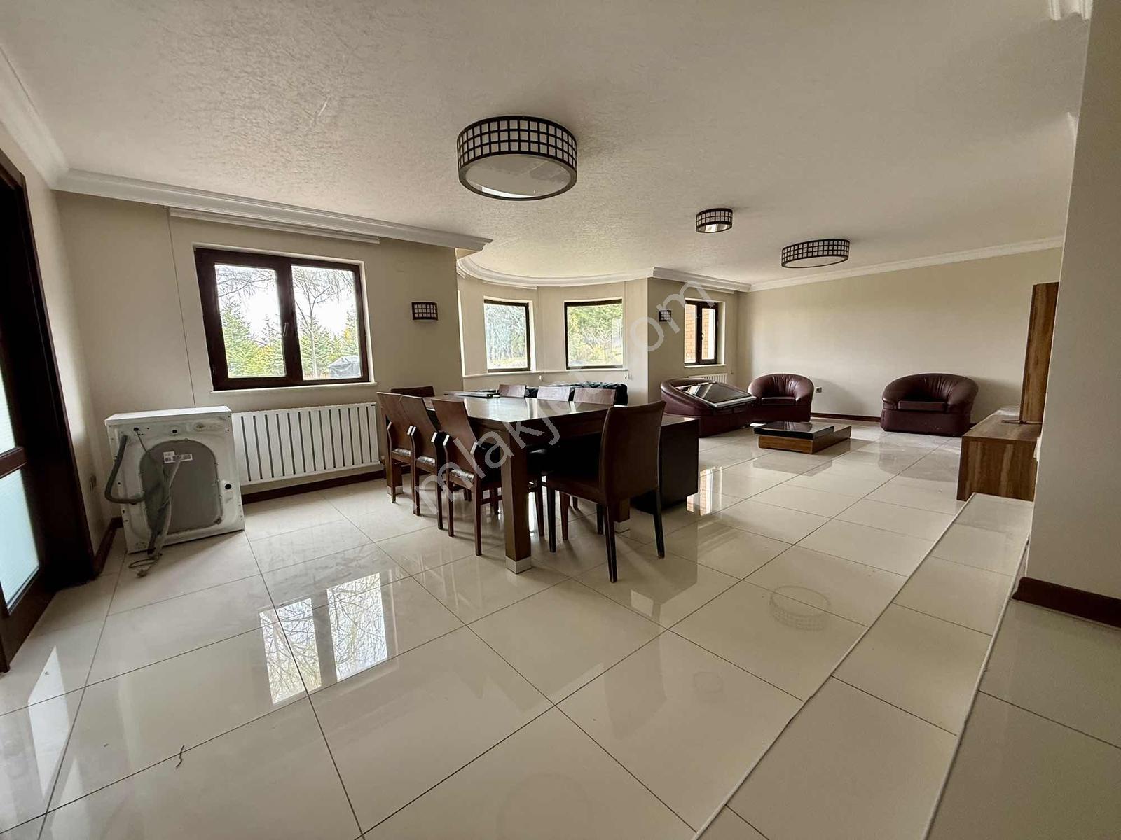 İncek Göl Konakları'nda Kiralık 6+1 Bahçeli Müstakil Villa - Görsel 26