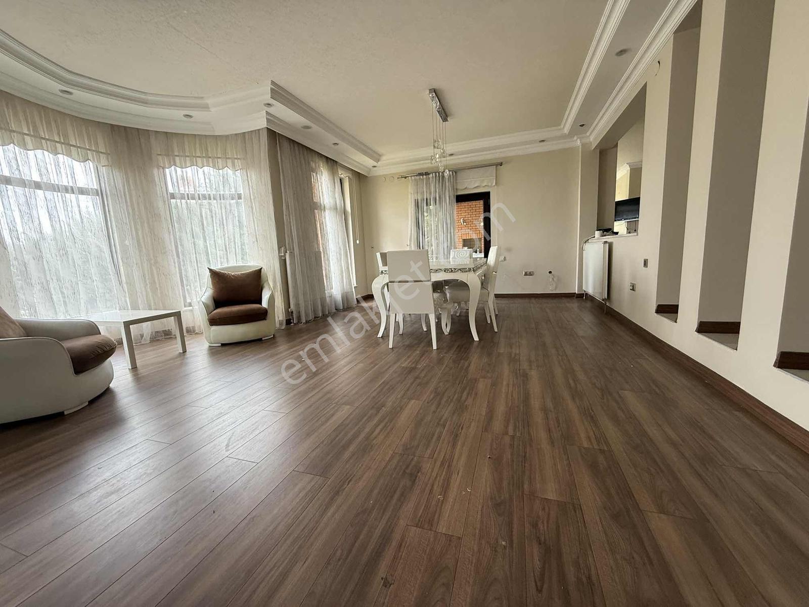 İncek Göl Konakları'nda Kiralık 6+1 Bahçeli Müstakil Villa - Görsel 30