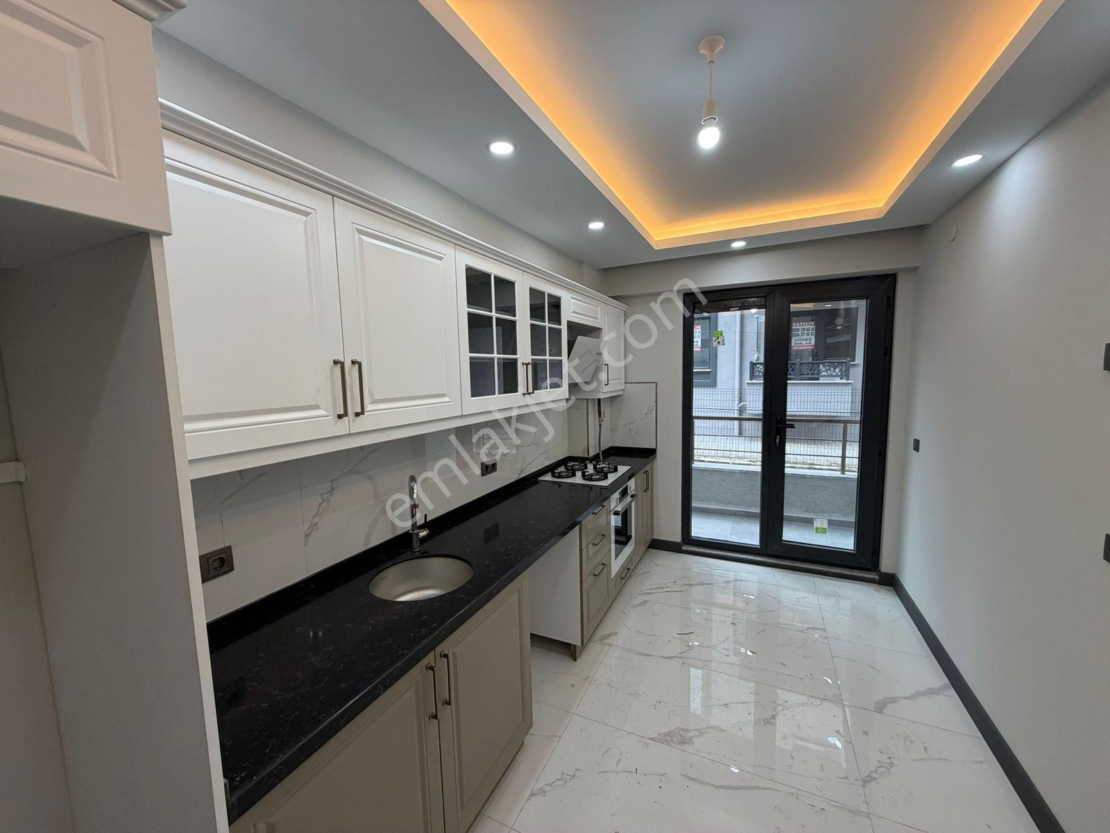 İhsaniye Merkezde Sıfır Binada Son 3+1 Kiralık Daire - Görsel 26