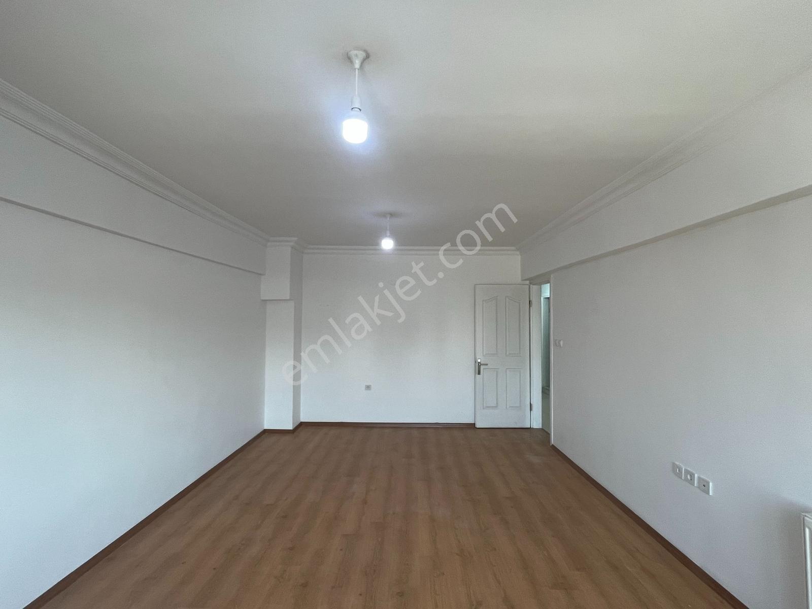Torbalı Tepeköy Mah Çarşı Merkezde 3+1 Satılık Geniş Daire - Görsel 15
