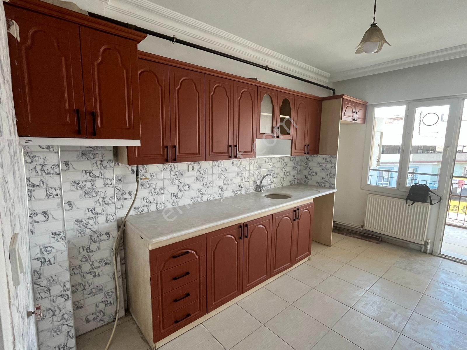 Torbalı Tepeköy Mah Çarşı Merkezde 3+1 Satılık Geniş Daire - Görsel 5