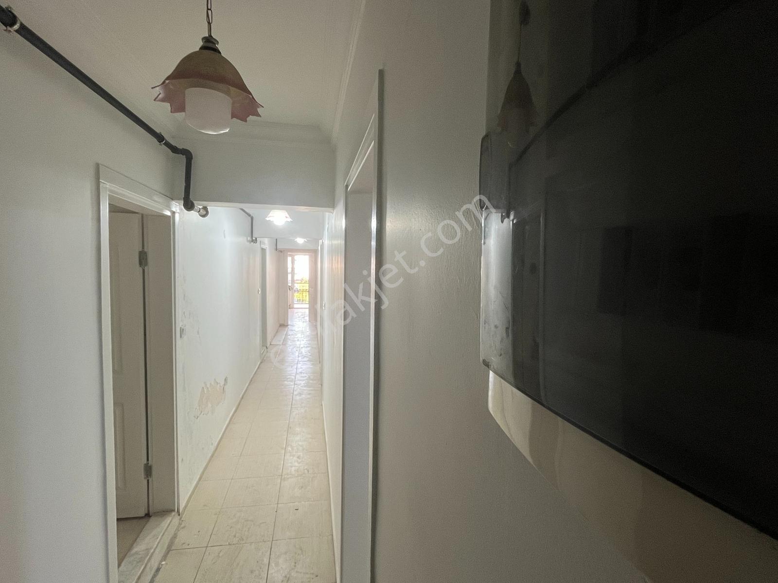 Torbalı Tepeköy Mah Çarşı Merkezde 3+1 Satılık Geniş Daire - Görsel 2